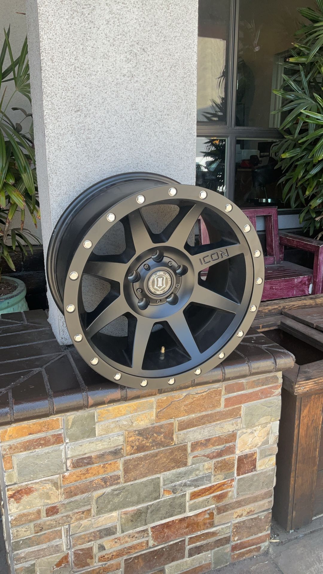 17” NEW ICON WHEEL SET 5x5