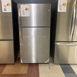 GE Stainless Steel Top Freezer Refrigerator💢💢