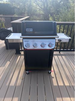 Weber EP-425 Natural Gas Grill - Lightly Used, Sear Zone, Smart Digital Thermometer