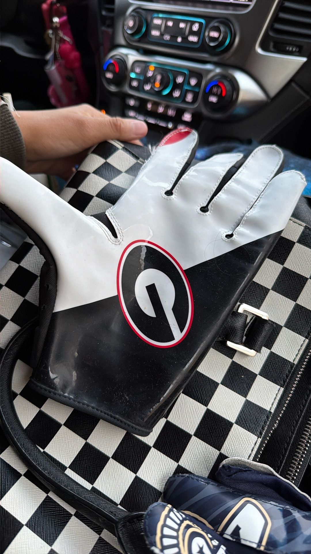 Georgia Gloves