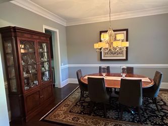 Full Ethan Allen Dining Room