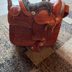 Vintage Leather Purse 