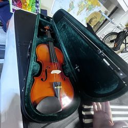  Violin 🎻 Lightly Used  150$ OBO 