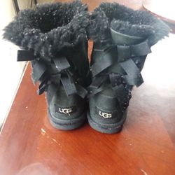 Uggs Kids Size 