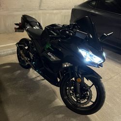 2023 Kawasaki Ninja 400 ABS