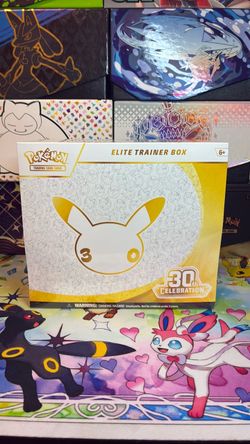 Pokémon TCG 30th Celebration Elite Trainer Box