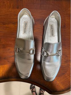 Like New Steve Madden Silver Loafers 8.5