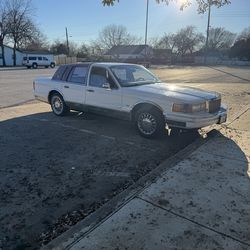 1991 lincoln towncar