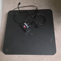 Bulletproof Vibe Whole-Body Vibration Plate.
Plataforma de Vibración Bulletproof Vibe