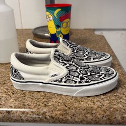 Size 6 In Woman’s. New 