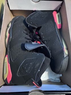 Nike Air Jordan 6 Retro Infrared sneakers in black