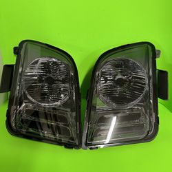 05 2009 Ford Mustang Headlights