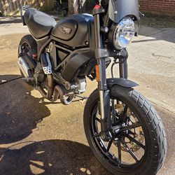 2017 Ducati scrambler full throttle