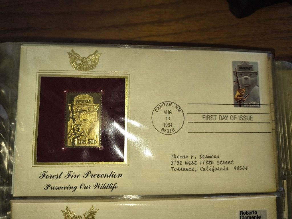 22 Karot Gold Stanps