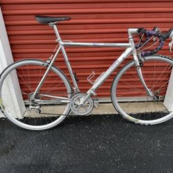 Mongoose Road Bike 58 cm
