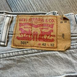 501 Levi Button Fly Jeans 42x42