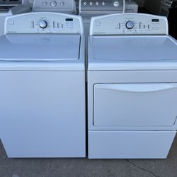 Kenmore Washer and Electric Dryer Set (1 Month Warranty)