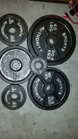 255lb olympic weight set from sports authority for Sale in Las Vegas