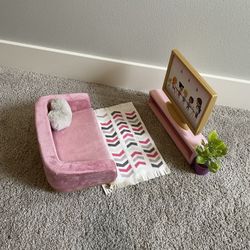 Doll Living Room (Our Generation)