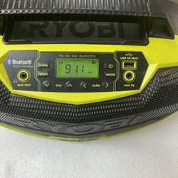 RYOBI Cordless Jobsite Radio  With Battery - 18v