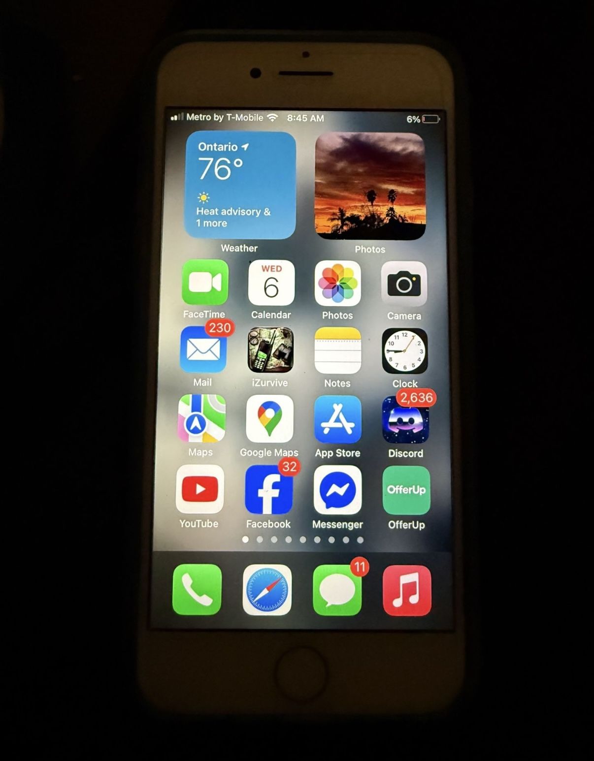 iPhone 8 Silver 64GB