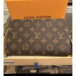 Luis Vuitton Female Wallet