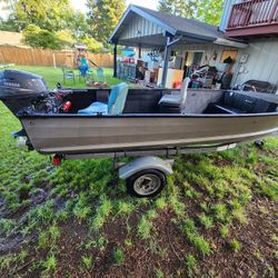 14 Foot Searay And 06 Yamaha 15hp Motor With Electric Start 