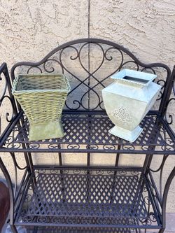 VASE STYLE🌿PLANT HOLDERS🌿$10 Each