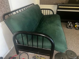 Metal Frame Futon with Green Mattress