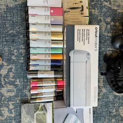 Brand New Cricut Maker 3 Bundle + EasyPress 3 + Vinyl + Tools (Unopened)