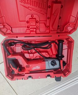 Milwaukee corded SDS rotary hammer