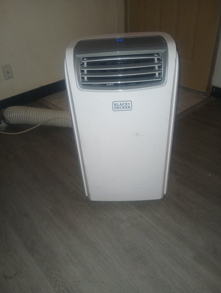 Black and Decker Portable AC