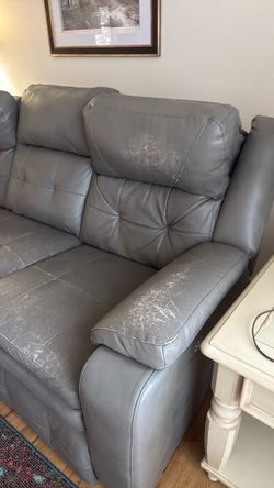 Fully adjustable sofa