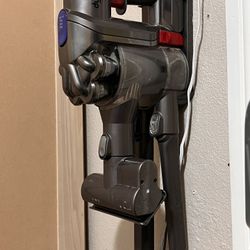 Dyson Vaccum Animal DC 44 Working Perfect