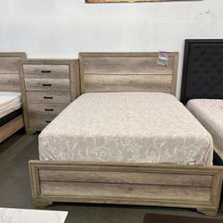 Lonan Queen Panel Bed In Tan