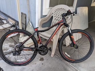 Giant Liv Bliss Women's Mountain Bike