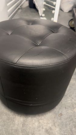 Spinning  vanity chair