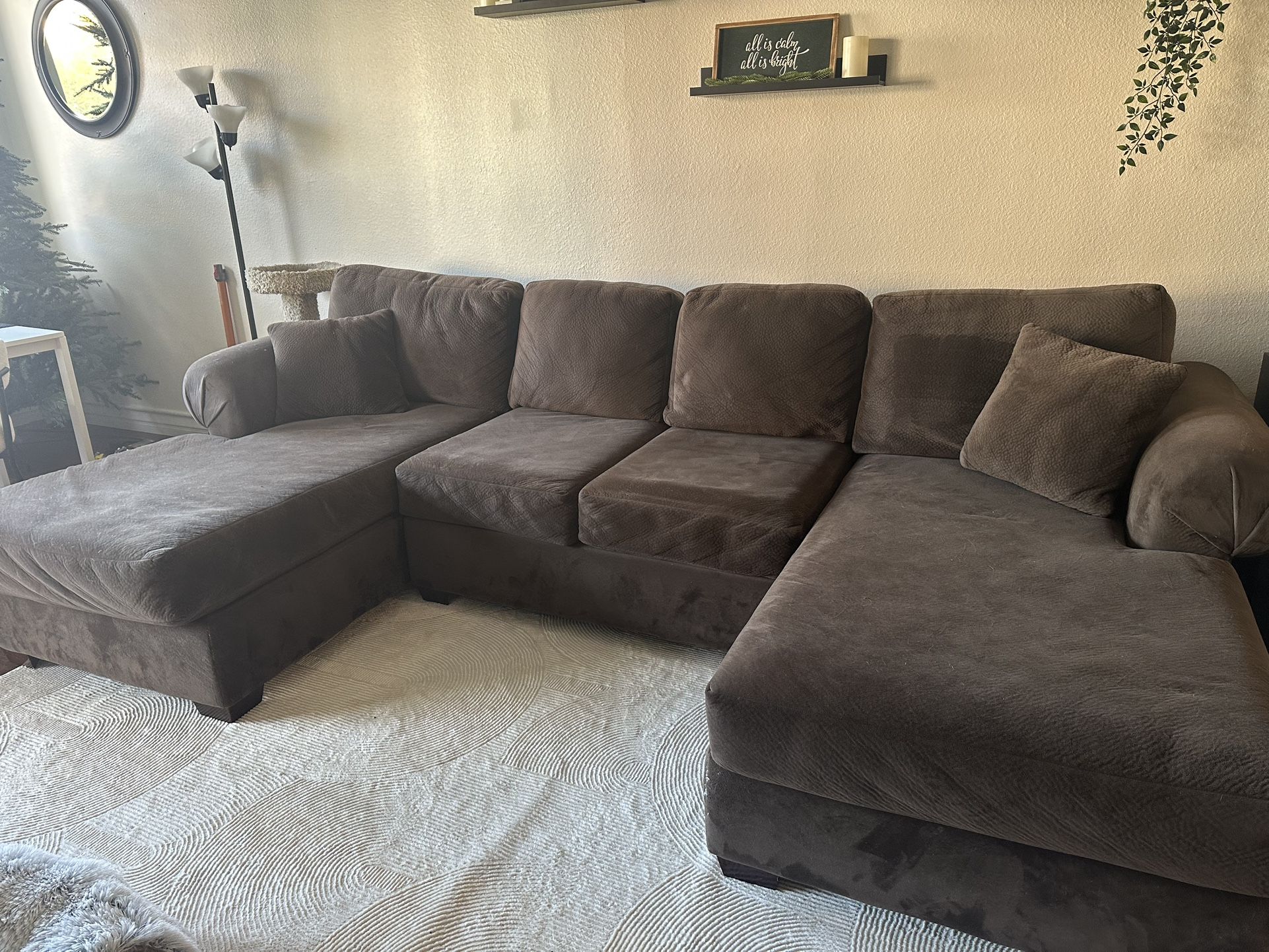 Free Sectional And Dining Table