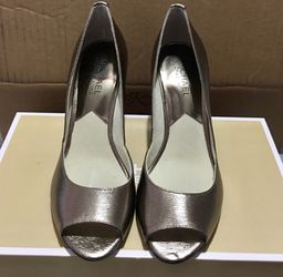 NIB Michael Kors Nathalie Nickel Open Toe Heels Size 6