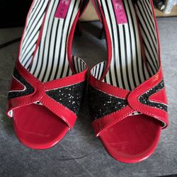 Pleaser Peep Toe Heels With Glitter - SZ 12 