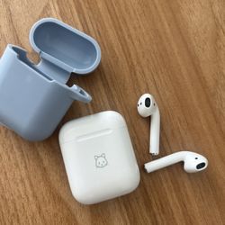 Airpods + Silicon Case