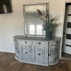 Cabinet And Mirror Set 