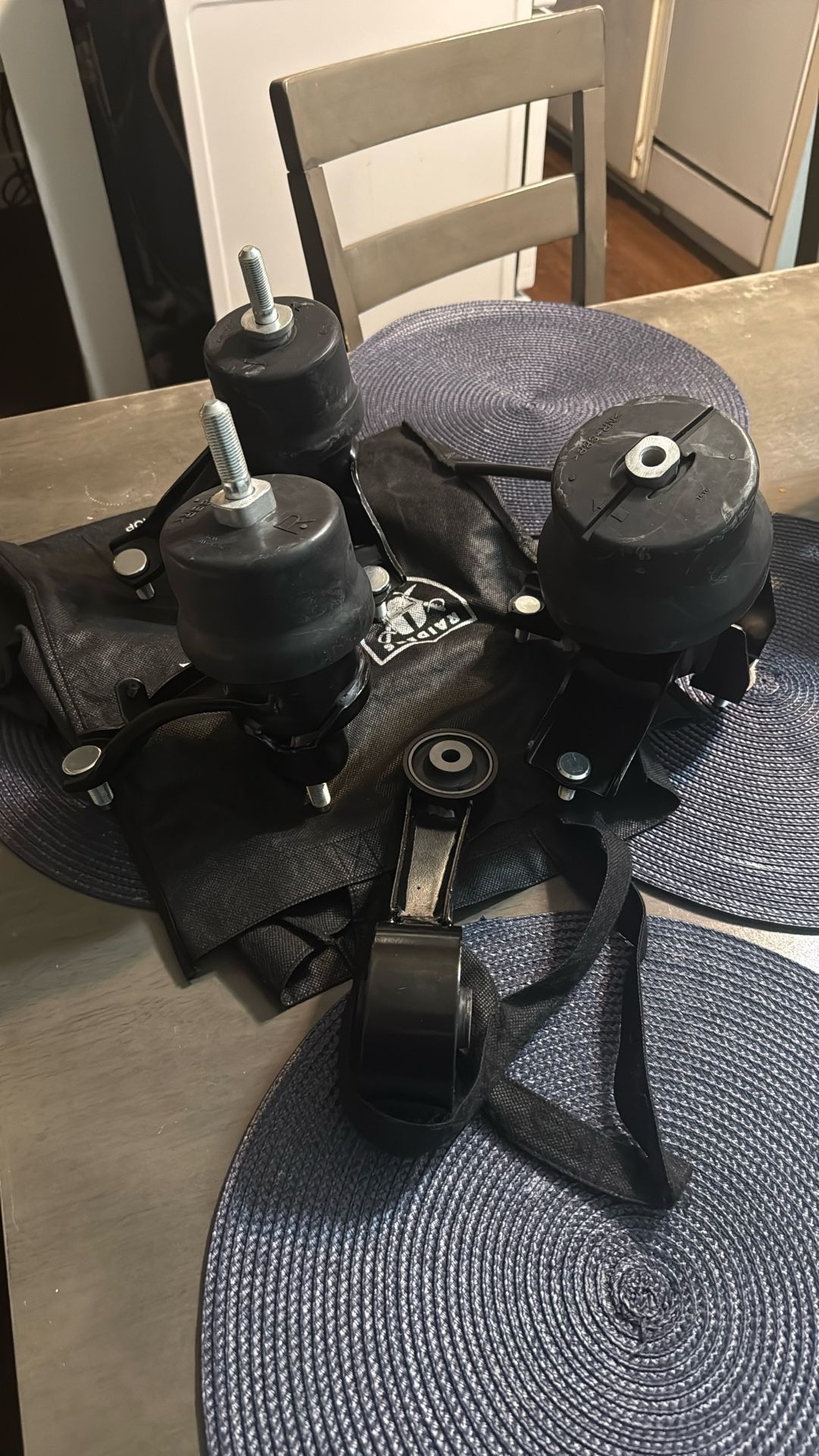 Soportes Para Toyota Cambry 2011 2.5 L 4 Cilindros