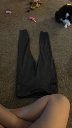 Grey leggings