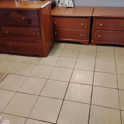 $25+ Dressers Sofa Sofa Tables 