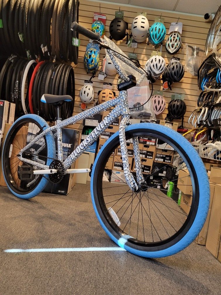 NEW SE BLOCKS FLYER 26 BOXED OUT BLUE SINGLE SPEED FREESTYLE WHEELIE