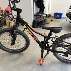 Trek 7 Speed 20” Precaliber Bike