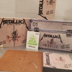 Metallica Live Sh*t: Binge and Purge Box Set - 3 VHS and 3 CDs, Book and Stencil & backstage pass
