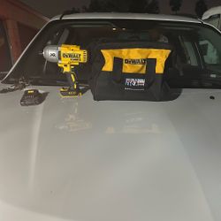 Dewalt Half Inch Impact Wrench