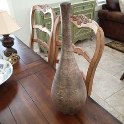 Clay Brownish Beige Vase Height 20 Inches 10.00